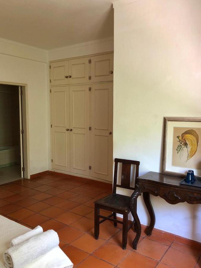 Quarto Duplo com Casa de Banho Privativa