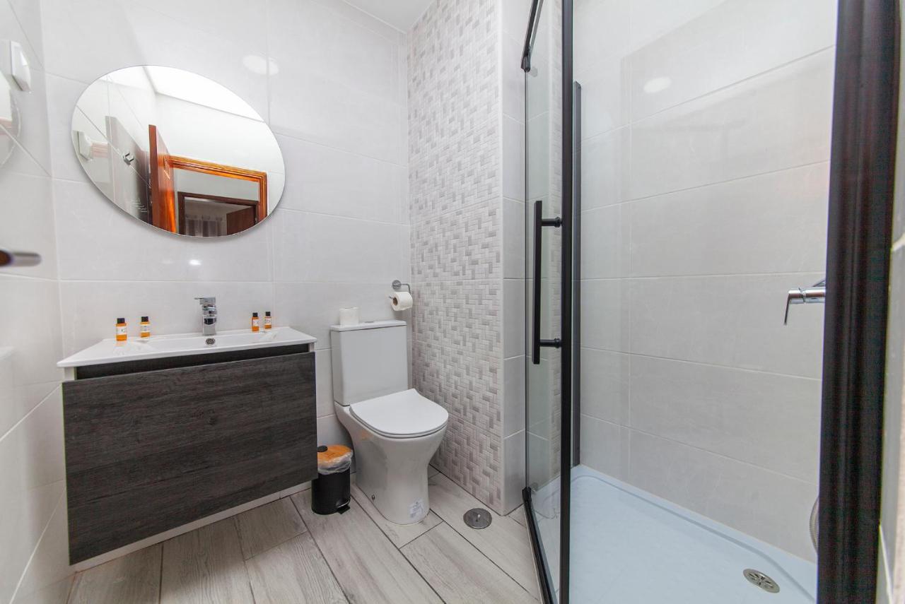 Quarto Duplo com Banheiro Compartilhado
