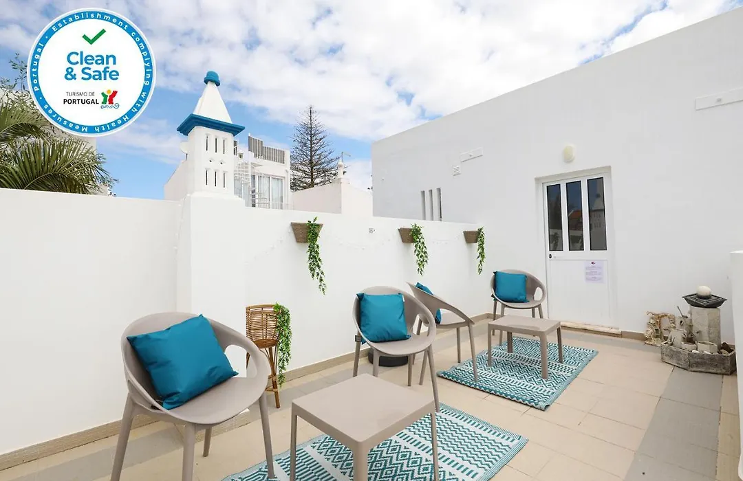 Gil Vicente Guest Rooms-1