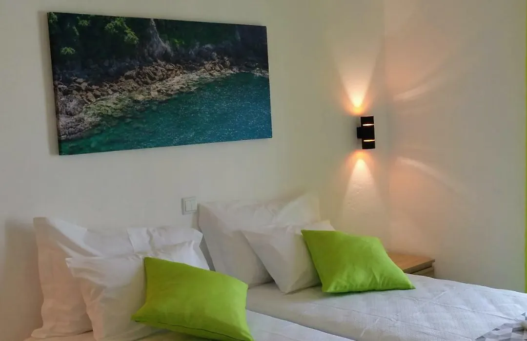 D.Ana Guesthouse-1