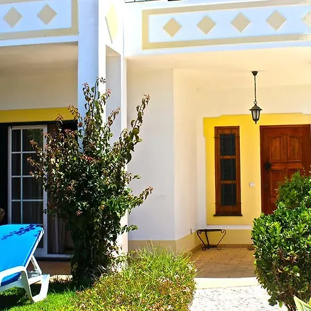 Bella & Gordinho Guesthouse-3