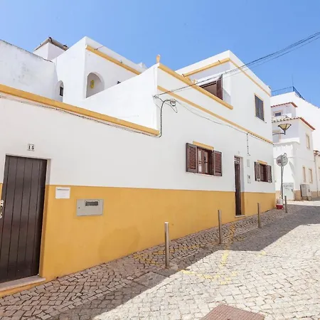 J - Casa Do Farol Guesthouse-2