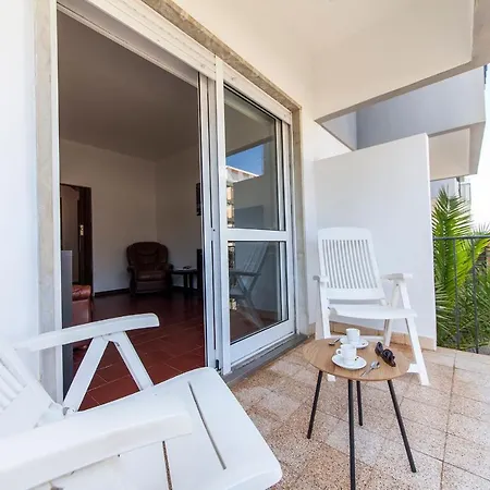 Local Da Trindade Guesthouse-3