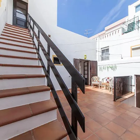 J - Casa Do Farol Guesthouse-3