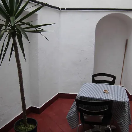 Hostel The White Butterfly-2