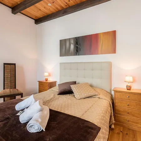 Lagos Downtown Guesthouse-3