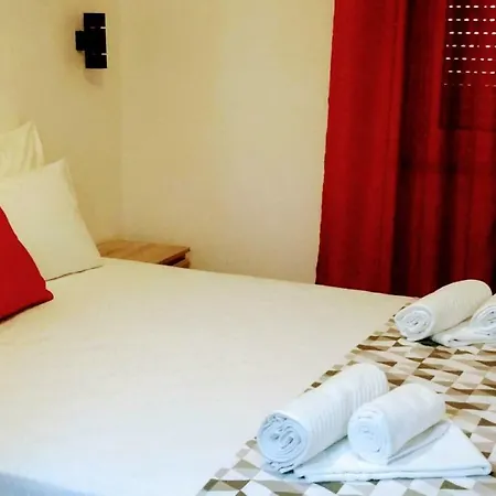 D.Ana Guesthouse-2